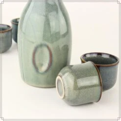 OTIX Sakeset Voor Rijstwijn 5 Delig Van Aardewerk Met 4 Kopjes En Een Fles -Luxe Servieswinkel 1000049536 0111