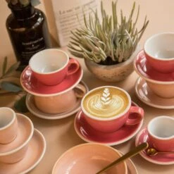 Egg Koffiekop Met Schotel - Set Van 2 - 150ml - Berry -Luxe Servieswinkel 1000093491 0103