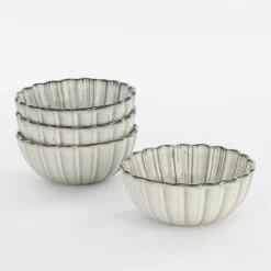 Mica Decorations Corfu Schaal - H9 X Ø17 Cm - Keramiek - Grijs 9 Mica Decorations Corfu Schaal - H9 X Ø17 Cm - Keramiek - Grijs -Luxe Servieswinkel 8885805c24a54eb488a25d99246d6aac