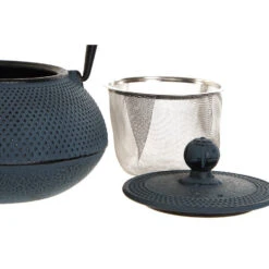 Merkloos Items Kitchen Theepot - Gietijzer/rvs - 600 Ml - Indigo Blauw 5 Merkloos Items Kitchen Theepot - Gietijzer/rvs - 600 Ml - Indigo Blauw -Luxe Servieswinkel 8b9145336fa44fb5a3ef4fe66c1cdc1f